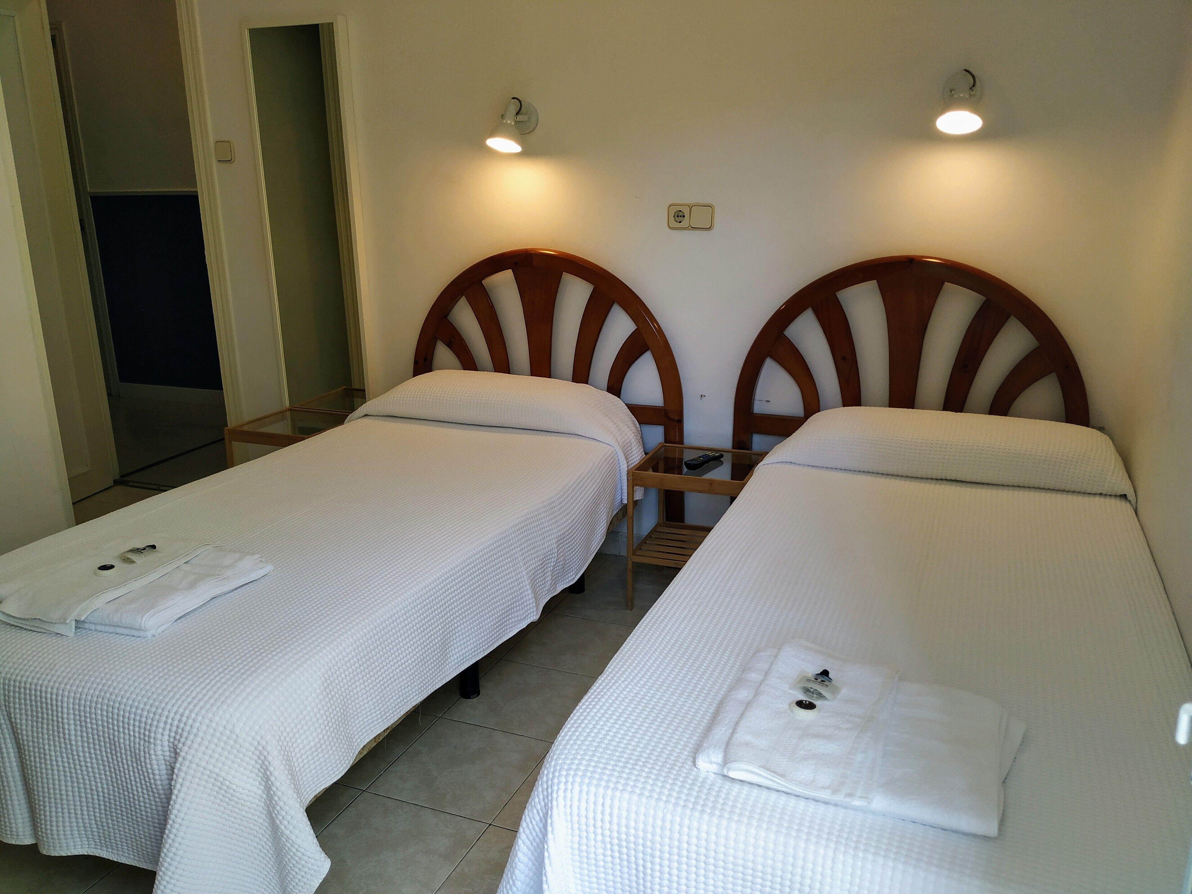 Hostal Abitum Madrid — Photos 1